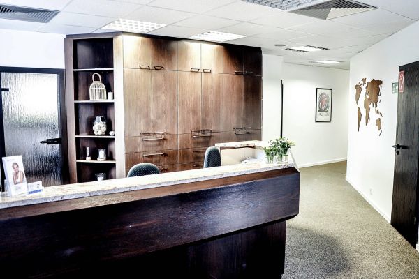 Empfangsbereich in der Zahnarztpraxis Dr. Hüning – Zahnärzte Bochum-Harpen